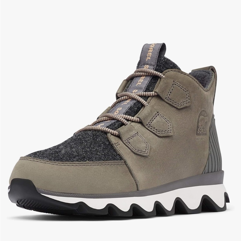 Sorel women’s winter booties